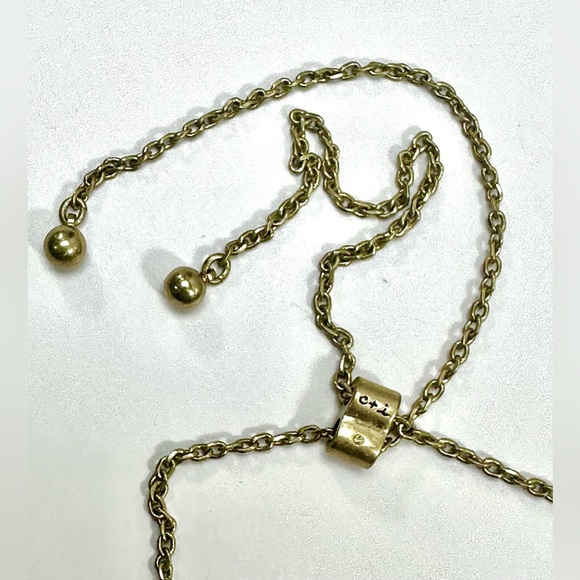 💚Chloe & Isabel Jeweled Pendant Long Necklace - Picture 7 of 11